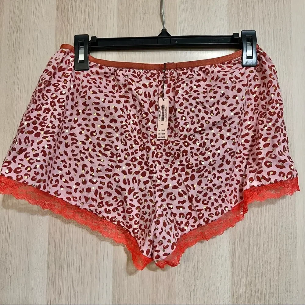 Victoria’s Secret Pink Leopard Sleep Shorts - Picture 3 of 4
